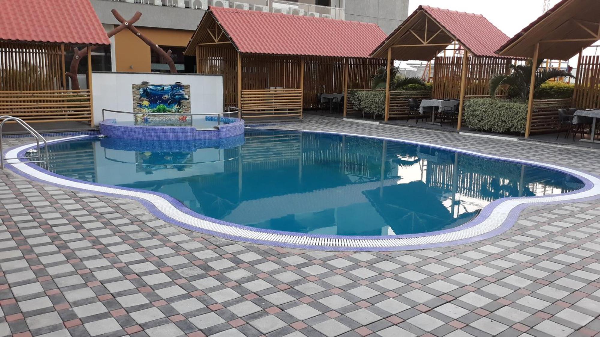 Pride Divine Resort Somnāth Exterior foto